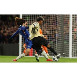 Chelsean puolustajat murskasivat jälleen kerran Lamine Yamalin toiveet maalinteosta